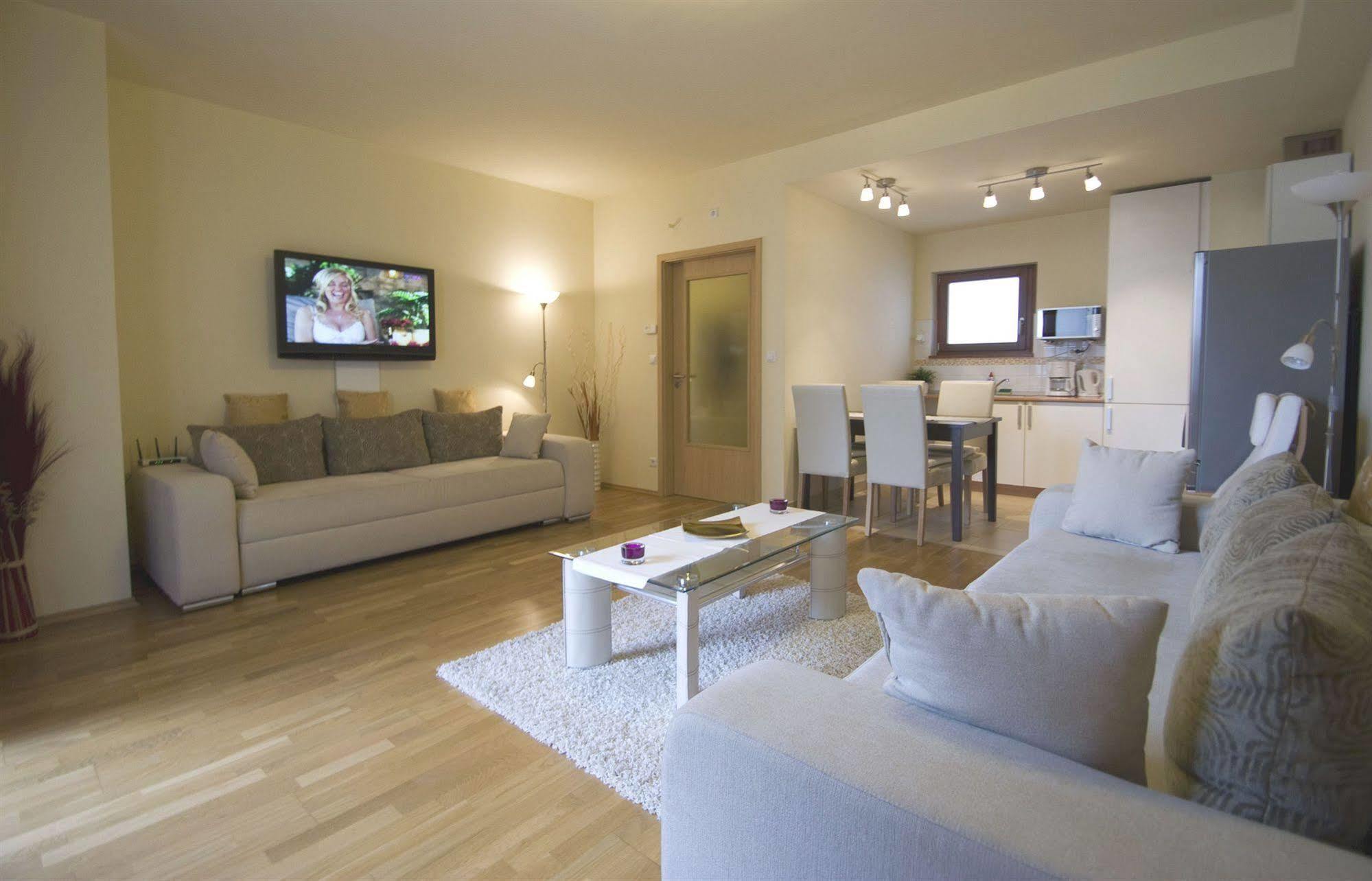 Trendy Deluxe Apartments Budapest Luaran gambar