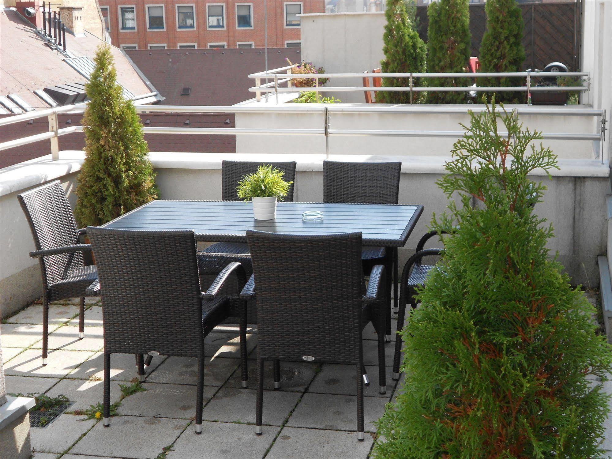 Trendy Deluxe Apartments Budapest Luaran gambar