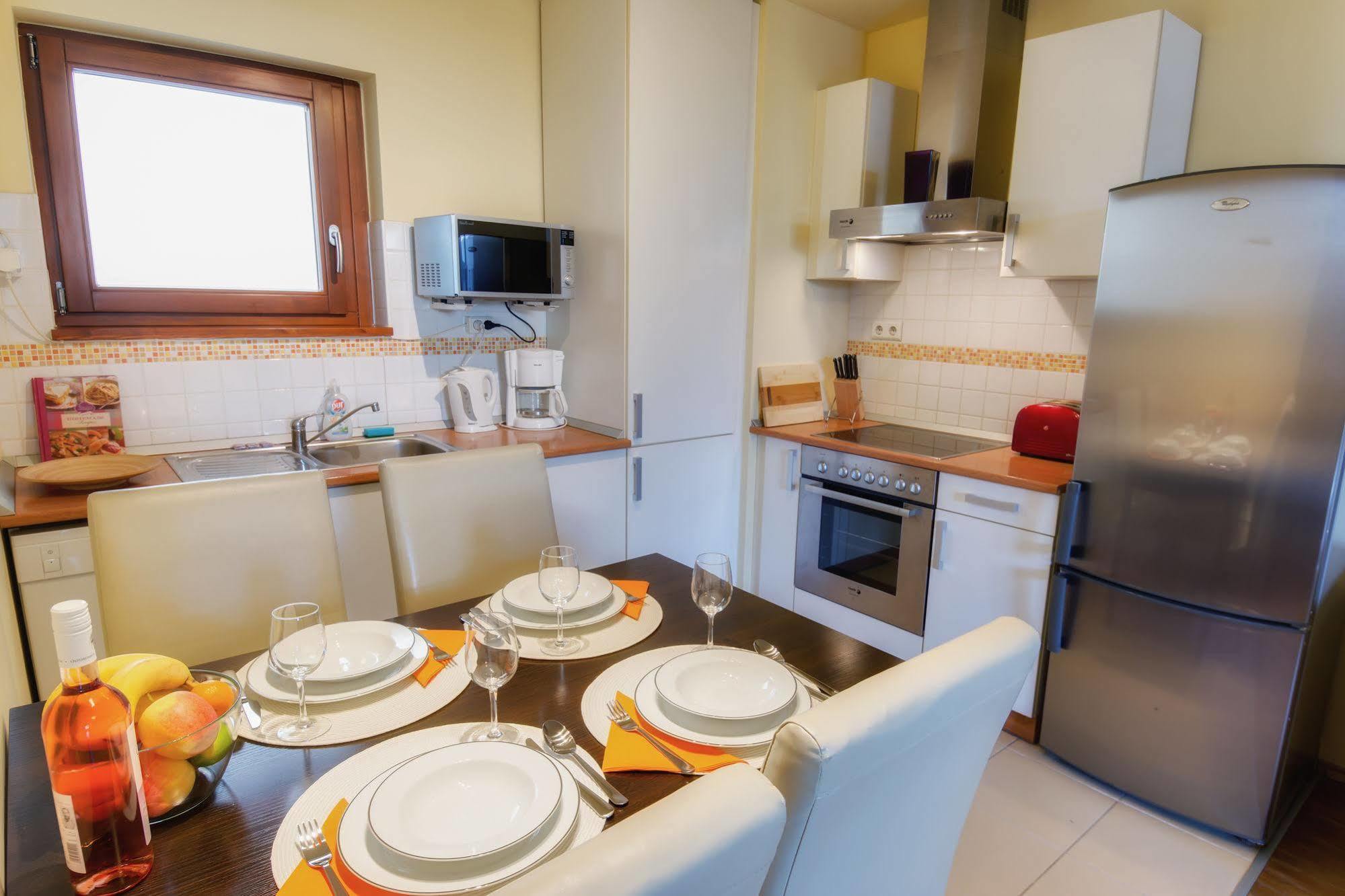 Trendy Deluxe Apartments Budapest Luaran gambar